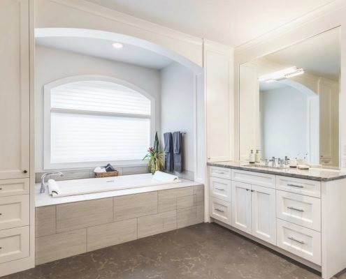 banyo dolabı